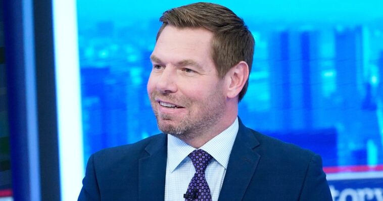 ‘you-magnificent-idiot’:-swalwell-mercilessly-mocked-after-deranged-‘wrecking-ball-promise’-post-on-new-wh-ballroom