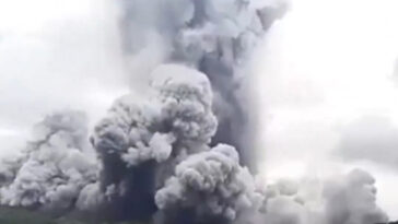 wild-footage-shows-volcano-erupting-in-philippines