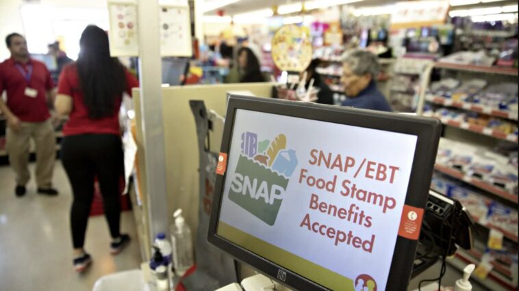 democrat-backfire:-the-government-shutdown-has-awakened-the-public-about-how-many-people-are-on-food-stamps