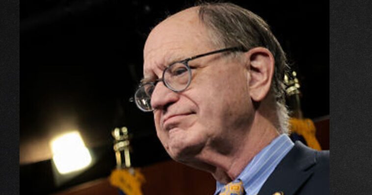 ‘yikes!’:-don-jr.’s-response-to-dem-lawmaker-looking-at-inappropriate-photos-on-airplane