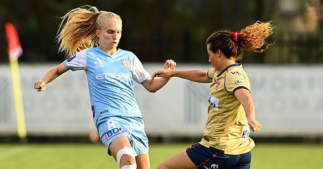 women’s-soccer-pro-faces-team-backlash-for-calling-on-league-to-‘adopt-gender-standards’