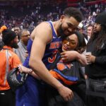 knicks-star’s-girlfriend-hunts-down-late-mother’s-old-car-for-30th-birthday-present:-‘the-best-thing-ever’
