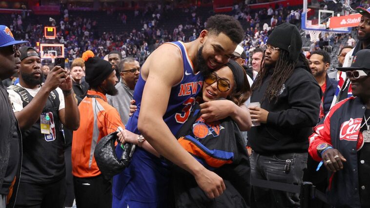 knicks-star’s-girlfriend-hunts-down-late-mother’s-old-car-for-30th-birthday-present:-‘the-best-thing-ever’