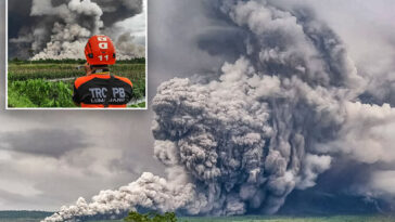 volcano-erupts,-sending-ash-over-6,500-feet-into-the-sky,-threatening-air-traffic-in-indonesia