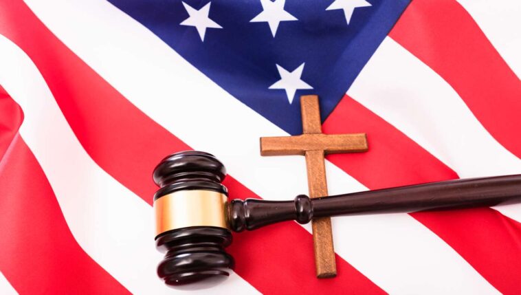 11-chilling-examples-of-american-christians-being-persecuted