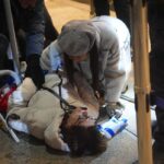 pro-palestinian-protesters-block-manhattan-synagogue,-hurl-threats,-anti-jewish-slurs