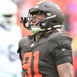 browns,-de-wright-reach-3-year,-$33m-extension