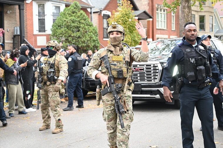 ‘the-violence-must-end’:-man-opens-fire-on-border-patrol-agents-in-chicago,-chaos-erupts