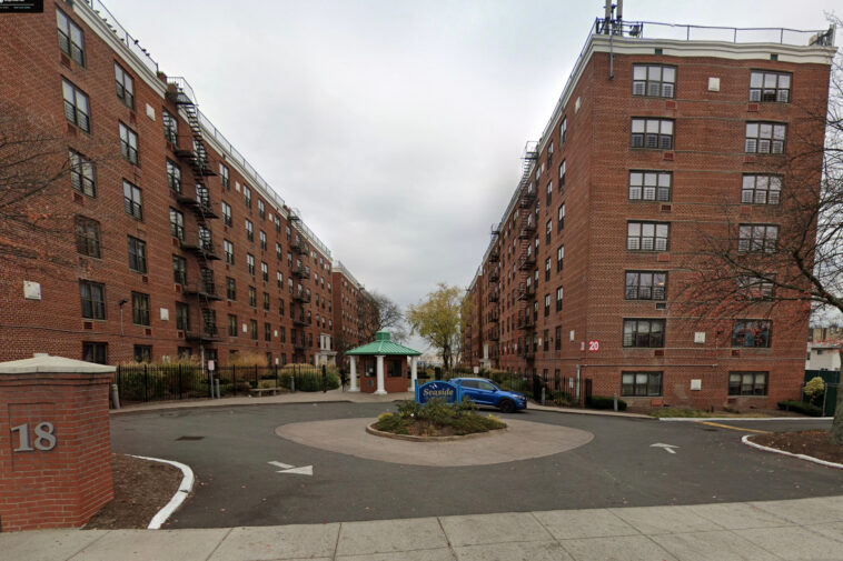 staten-island-woman-run-over-by-19-year-old-after-heated-dispute:-cops