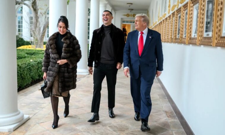 the-greatest-meets-the-greatest:-soccer-great-ronaldo-visits-president-trump-in-white-house-–-and-their-video-together-is-epic!