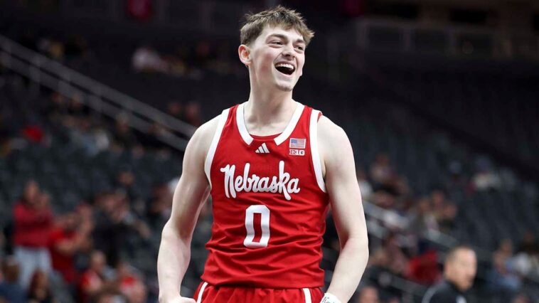 nebraska-basketball-player-appears-to-chip-tooth-after-being-punched-in-back-of-head-during-game