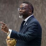 chicago-dem-mayor-calls-justice-system-an-‘absolute-failure’-after-career-criminal-torches-woman