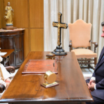 pritzker-finds-ally-in-pope-leo,-criticizing-trump-immigration-crackdown-in-vatican-audience