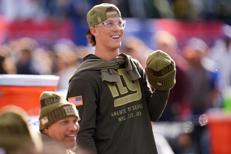 giants-qb-jaxson-dart-remains-in-concussion-protocol,-ruled-out-for-lions-game