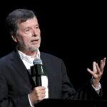 history-professor-issues-warning-after-watching-first-few-minutes-of-ken-burns’-new-revolutionary-war-docuseries