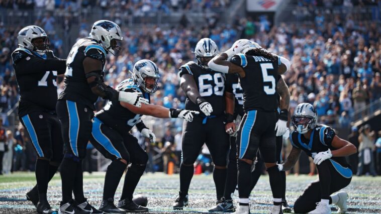 pump-fake:-dowdle,-jones-hold-off-on-hingle-mccringleberry-celebration