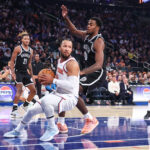 day’ron-sharpe-exits-nets’-rivalry-loss-with-hamstring-tightness-in-injury-worry