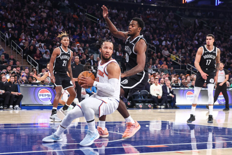 day’ron-sharpe-exits-nets’-rivalry-loss-with-hamstring-tightness-in-injury-worry