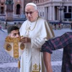 17-illegal-immigrants-found-hiding-under-pope’s-hat