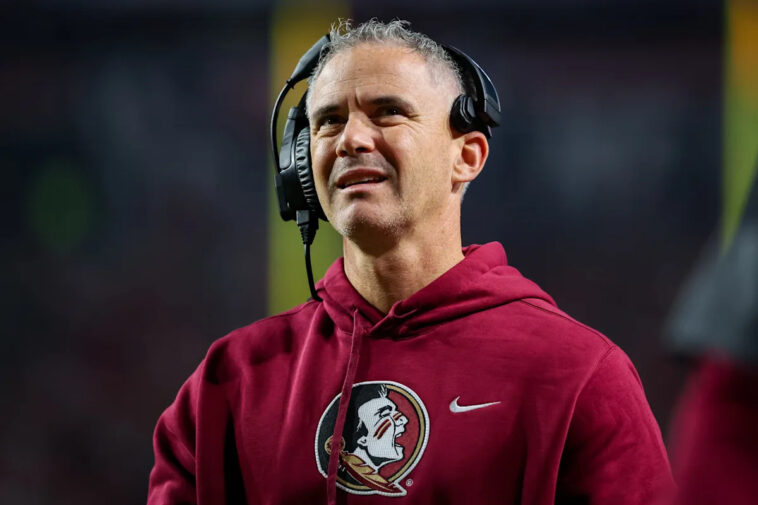 florida-state-loses-to-nc-state-after-muffing-2-punts-in-a-row,-both-off-a-player’s-helmet