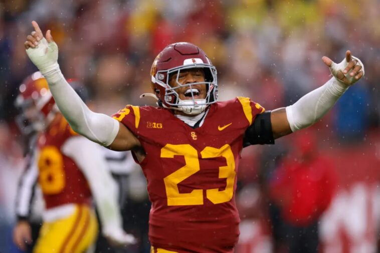 usc-vs.-oregon-prediction:-odds,-picks,-and-best-bet-for-saturday’s-headliner