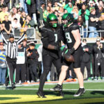 no-7-oregon-solidifies-playoff-case-with-42-27-win-over-no.-15-usc
