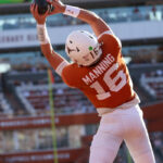 arch-manning-totals-6-tds-with-a-receiving-td,-rushing-td-and-4-passing-tds-in-win-over-arkansas