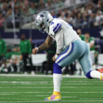 dak-prescott-passes-tony-romo-to-set-cowboys’-franchise-passing-record