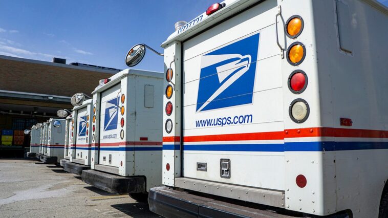usps-worker-found-dead-inside-mailing-machine-in-michigan:-‘deeply-saddened-by-the-loss’