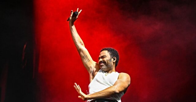 ‘star-wars’-star-donald-glover-says-he-suffered-a-stroke,-had-hole-in-his-heart