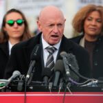 war-department-reviewing-‘serious-allegations’-against-sen.-mark-kelly-after-dem-military-message