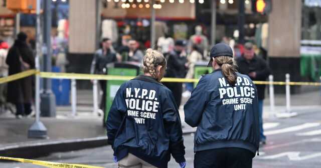 police:-nyc-man-beaten-and-stabbed-to-death-in-bloody-times-square-incident