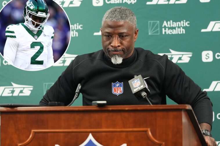 jets-preaching-the-‘long-game’-under-aaron-glenn-with-another-losing-season-clinched