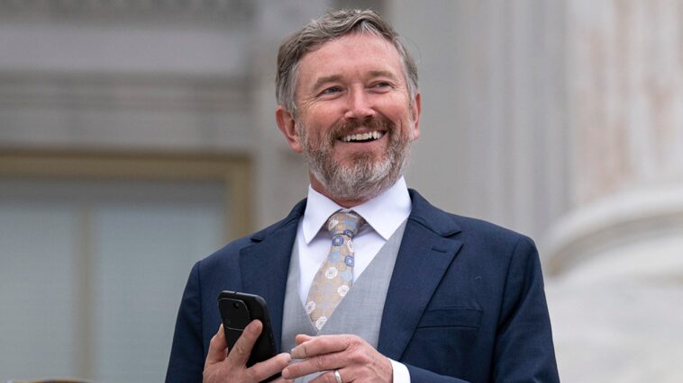 rep-thomas-massie-jokes-amid-incoming-fire-from-president-trump