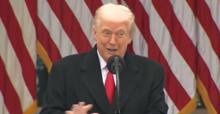 president-trump-savages-joe-biden-during-white-house-turkey-pardon-(video)