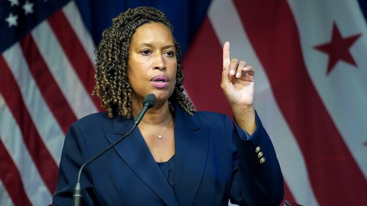 bowser-ends-decade-long-reign-as-dc-mayor-after-3-terms-in-office,-won’t-seek-fourth