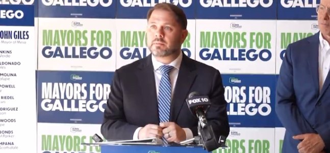 leaked-texts-allegedly-show-senator-ruben-gallego-calling-out-“dem-women”-for-looking-like-“dem-men”