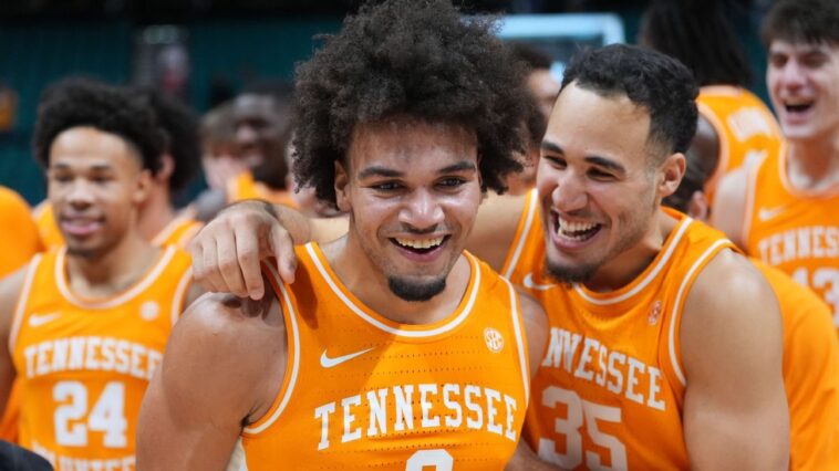 vols-avenge-elite-eight-loss,-hold-off-no.-3-houston