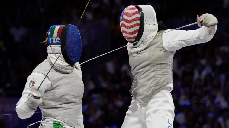 usa-fencing-seeks-to-‘earn-trust’-of-athletes-and-fans-after-year-plagued-by-transgender-controversies