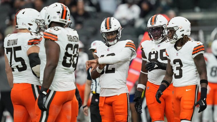 ex-nfl-star-explains-why-shedeur-sanders’-overt-confidence-isn’t-necessarily-a-bad-thing