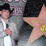 texas-democrat-—-a-latin-grammy-winner-and-party-recruit-—-caught-defacing-trump’s-hollywood-star