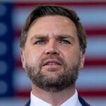 watch-live:-jd-vance-visits-the-troops-at-fort-campbell-for-thanksgiving-celebration