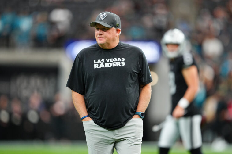 new-details-emerge-about-chip-kelly’s-raiders-firing:-‘botching’-playcalls