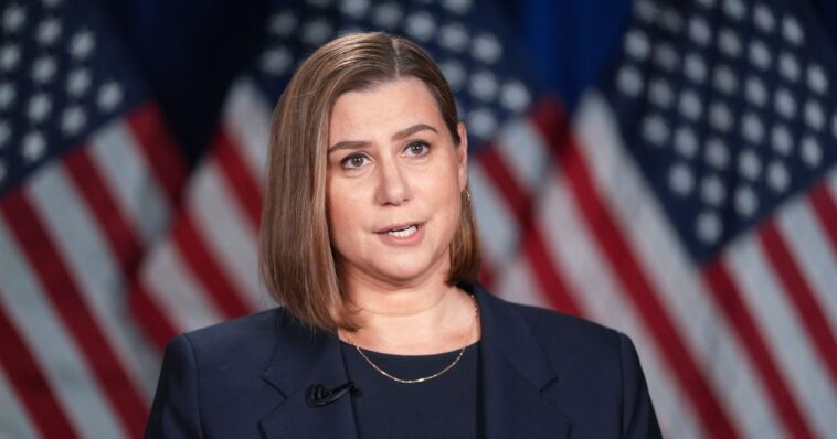 days-before-national-guardsmen-shot,-dem-senator-said-troops-deployed-in-cities-may-soon-fire-on-civilians