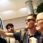 researchers:-americans-holding-on-to-old-tech-devices-is-hurting-the-economy