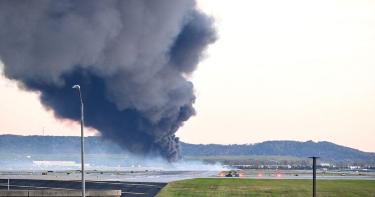 entire-ups-fleet-of-planes-grounded-after-fatal-crash