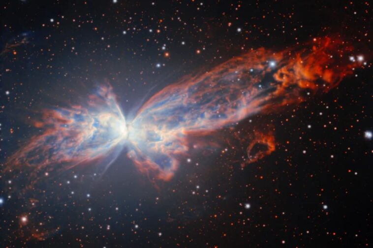 telescope-in-chile-captures-stunning-cosmic-butterfly-picture