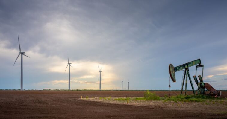 trump-launches-ai-‘manhattan-project’:-it-might-overwhelm-the-power-grid