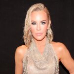 jenny-mccarthy-battles-bone-infection,-eyeball-growths-and-nine-surgeries-in-difficult-year