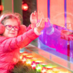 holiday-shopping-season-begins-with-the-lowest-core-inflation-since-2020